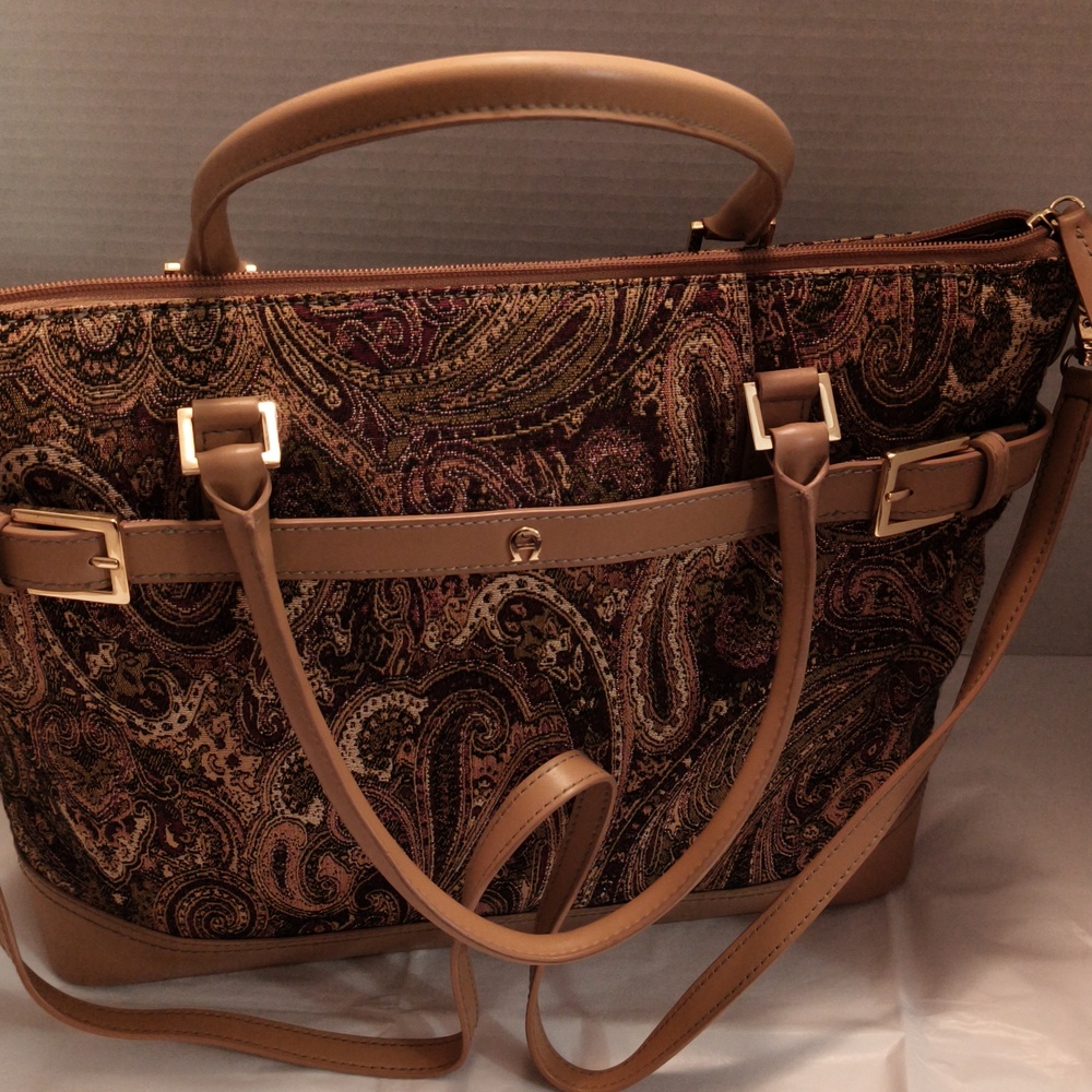 Etienne Aigner Shoulder Bag